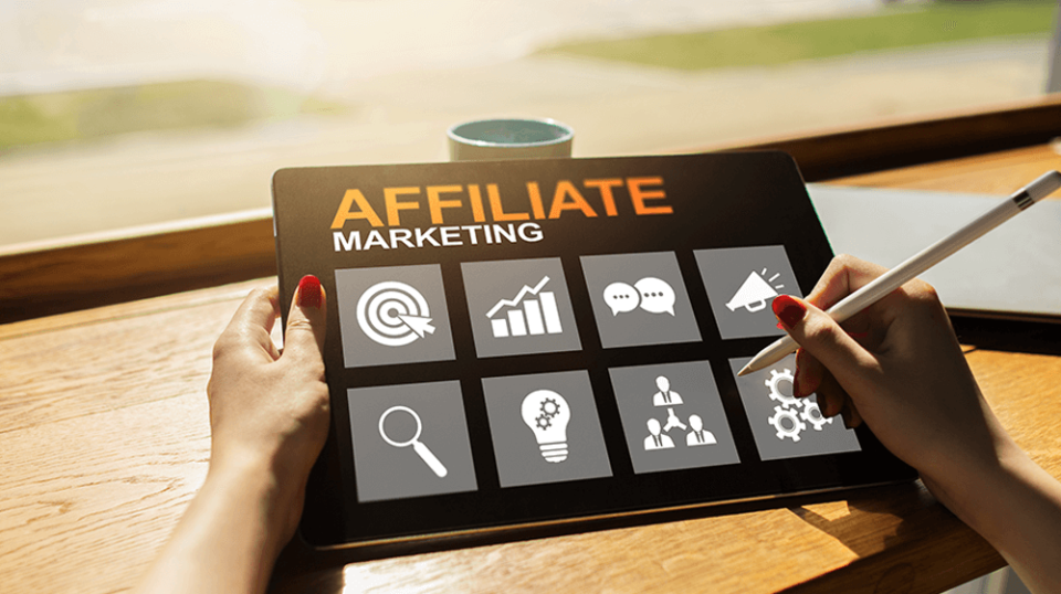 Learn to Build Revenue with an Affiliate Marketing Course