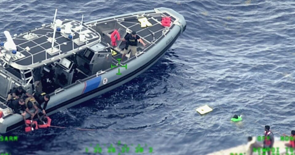 11 dead after boat believed to be carrying migrants capsizes off Puerto Rico